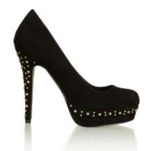 Steve Madden Tristano suede pump sz10